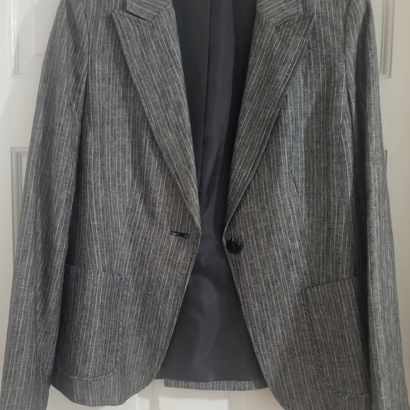 Blazer - Picture 1 of 4
